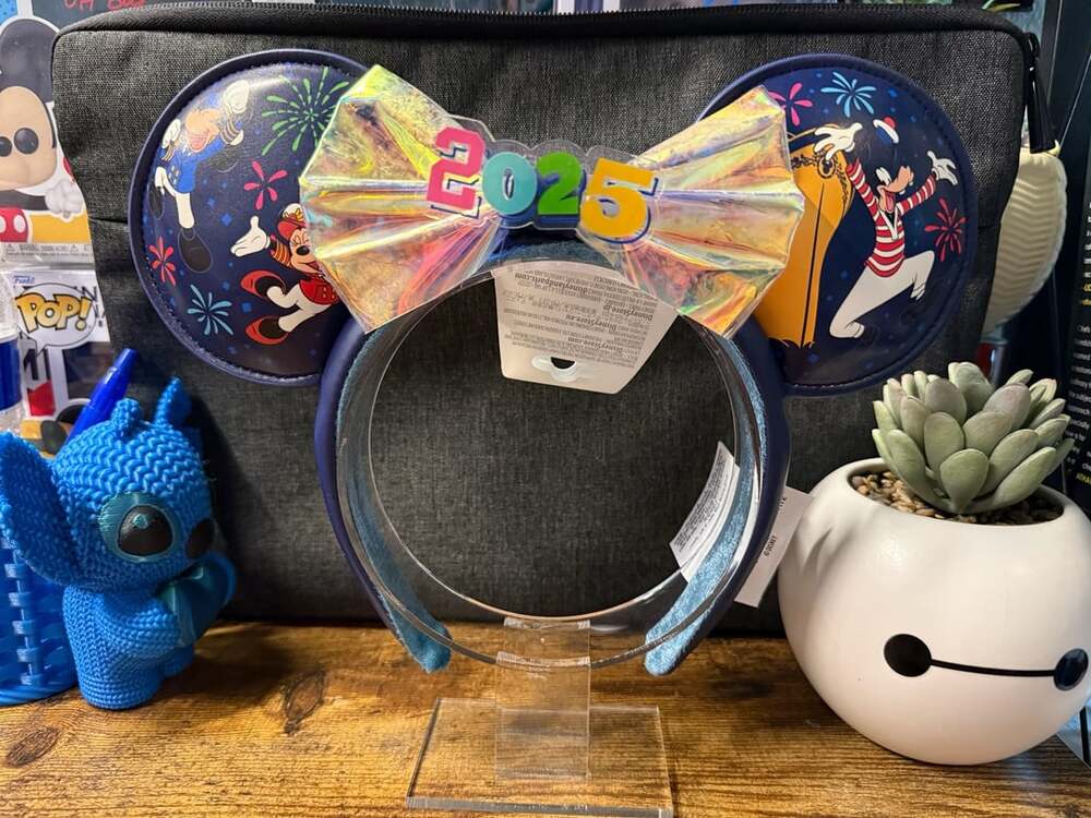 NWT Disney Cruise Line 2025 Minnie Ears Headband